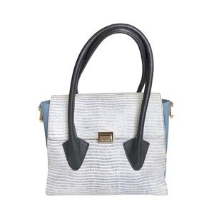 Pour La Victoire Shoulder Bag Leather Handbag